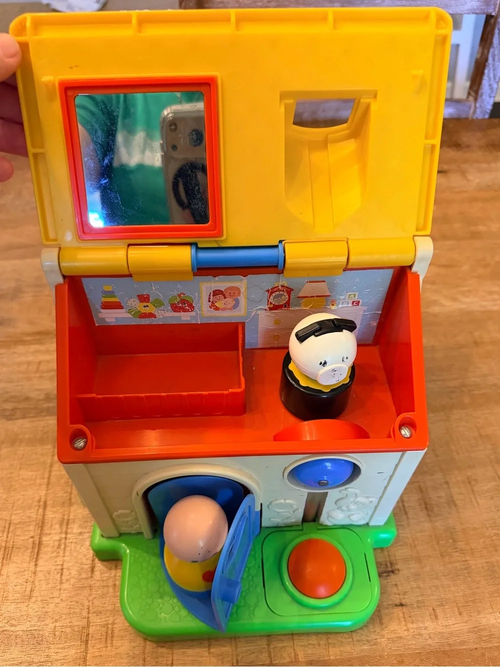 Fisher-Price Chunky Little People Vintage discovery cottage with boy and dog